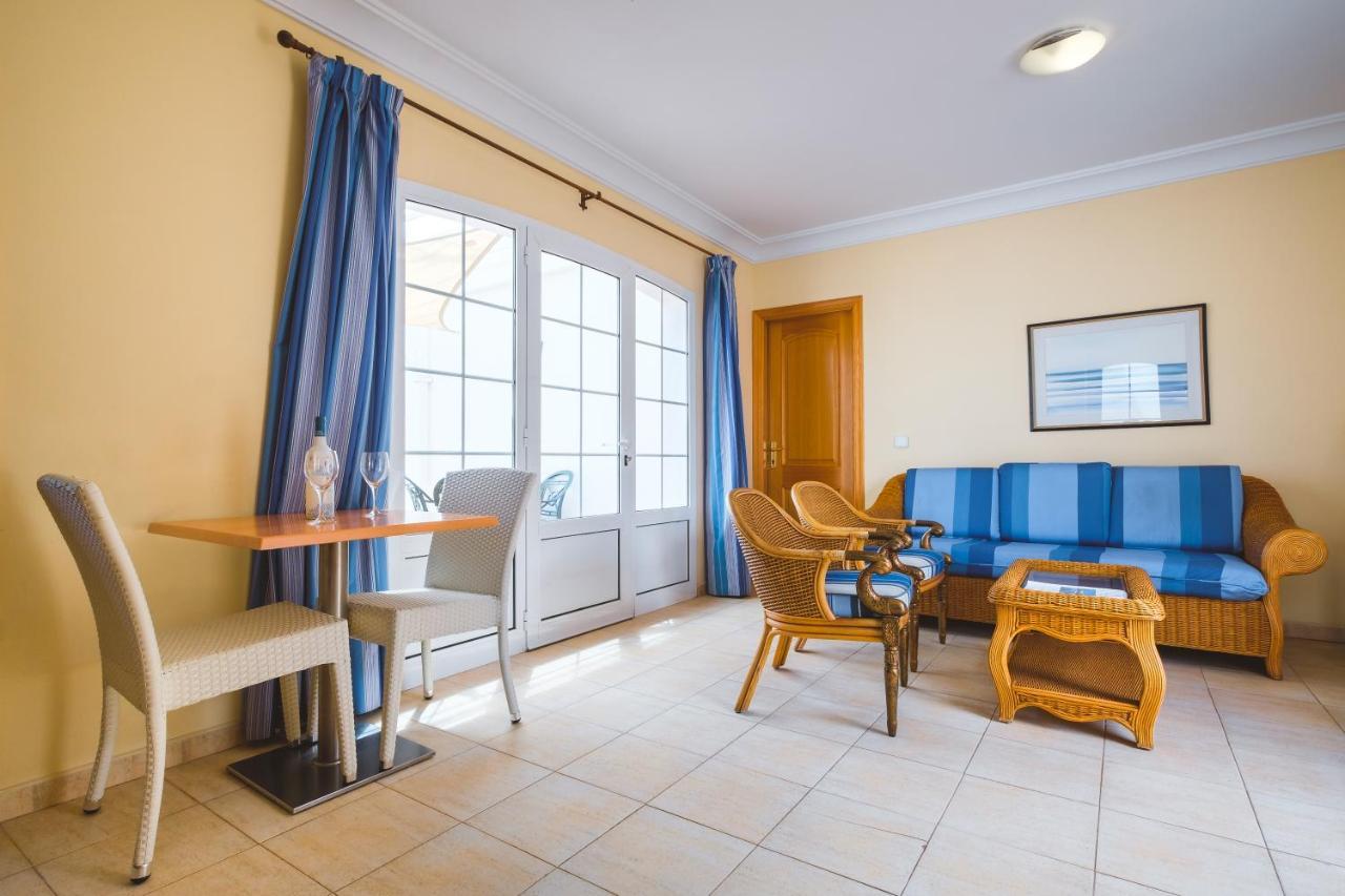 Apartamentos Livvo Coloradamar Плайя-Бланка Екстер'єр фото